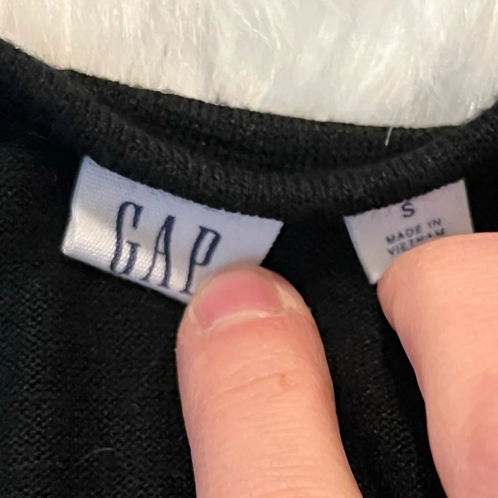 GAP Tie Neck Tank - Picture 5 of 6